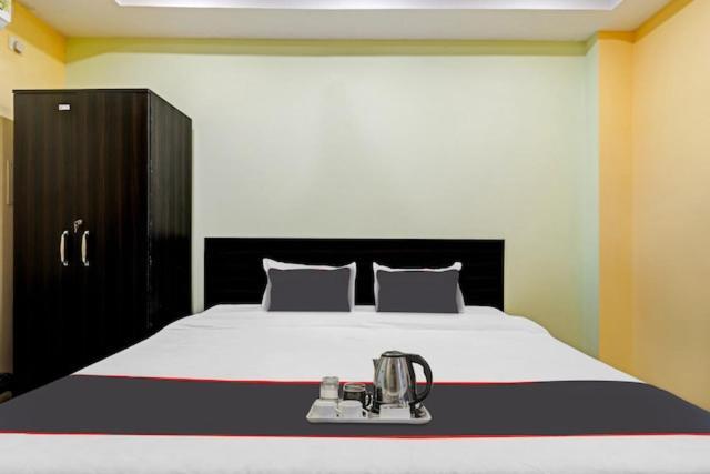 מלון גווהטי H K Residency Near Kalakshetra מראה חיצוני תמונה